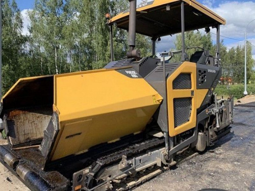 Аренда асфальтоукладчика Volvo ABG P6820D